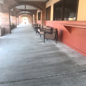 Outback Steakhouse - Waiting area - Steakhouses Near Me - Fort Worth, Texas Outback Steakhouse - Waiting area - Steakhouses Near Me - Fort Worth, Texas
