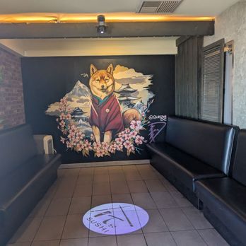 ITs SUSHI Spring Mountain - Empty waiting area at 1 pm on a Saturday - Japanese Near Me - Las Vegas, Nevada ITs SUSHI Spring Mountain - Empty waiting area at 1 pm on a Saturday - Japanese Near Me - Las Vegas, Nevada