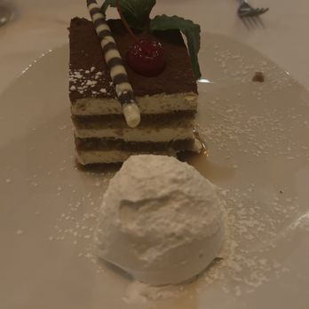 Benjamin Steakhouse - Tiramisu - Steakhouses Near Me - New York, New York