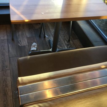 Wendy's - a bench and table in a restaurant - Fast Food Near Me - Phoenixville, Pennsylvania Wendy's - a bench and table in a restaurant - Fast Food Near Me - Phoenixville, Pennsylvania