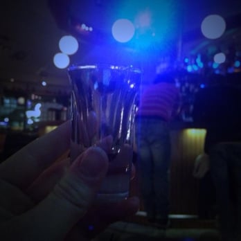 Hamnkrogen - By night - Bars Near Me - Helsingborg, M