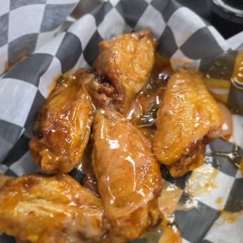 Hurley Huddle - Wings with Mango Habenero Sauce - Chicken Wings Near Me - Hurley, Mississippi