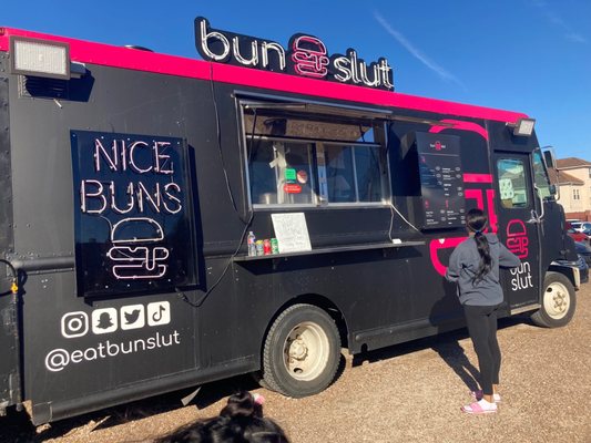 BunSlut (Food Truck) by null