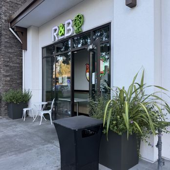 R&B Tea - Exterior - Bubble Tea Near Me - Fremont, California R&B Tea - Exterior - Bubble Tea Near Me - Fremont, California