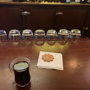 Simon's Tavern - Glogg And Gingersnap - Bars Near Me - Chicago, Illinois
