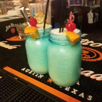 Dixie Kitchen and Bait Shop - Southern Near Me - Lansing, Illinois