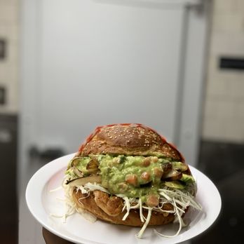 Cemitas Poblanos Cinco De Mayo - Grilled Chicken and Guacamole Cemita - Food Trucks Near Me - Los Angeles, California Cemitas Poblanos Cinco De Mayo - Grilled Chicken and Guacamole Cemita - Food Trucks Near Me - Los Angeles, California
