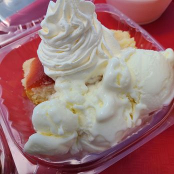 Southern Belle Farm - Peach shortcake with ice cream - Pick Your Own Farms Near Me - McDonough, Georgia Southern Belle Farm - Peach shortcake with ice cream - Pick Your Own Farms Near Me - McDonough, Georgia
