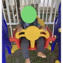 Honeybee Bilingual Preschool - An example of what updates you the parents receive throughout the day!