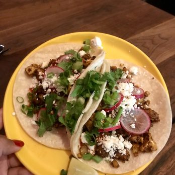 El Camino's - Veggie Choripapas tacos - Latin American Near Me - Vancouver, British Columbia El Camino's - Veggie Choripapas tacos - Latin American Near Me - Vancouver, British Columbia