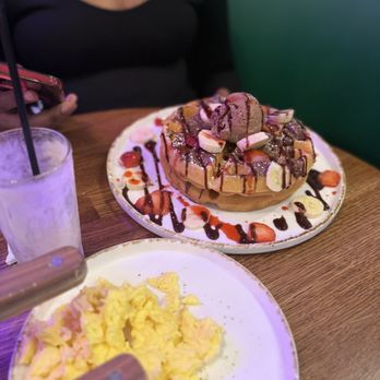 Madres Brunch - Nutella waffle - Coffee & Tea Near Me - Rancho Cucamonga, California Madres Brunch - Nutella waffle - Coffee & Tea Near Me - Rancho Cucamonga, California