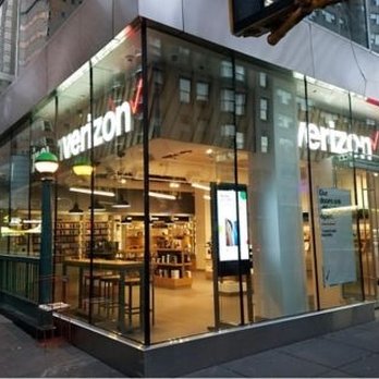 Verizon - Verizon Lexington NYC - Electronics Near Me - New York, New York Verizon - Verizon Lexington NYC - Electronics Near Me - New York, New York