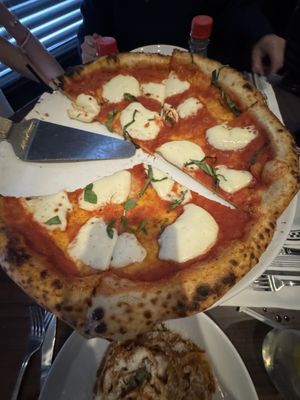 Rocco’s Wood Fired Pizza by null