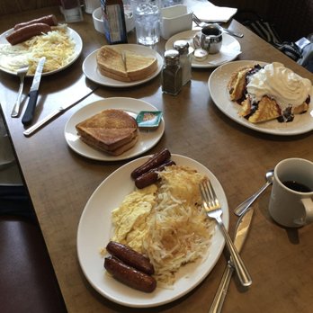 Home Restaurant - Farmer's sausage & eggs, breakfast sausage & eggs, french toast w/blueberries. - Canadian (New) Near Me - Hope, British Columbia