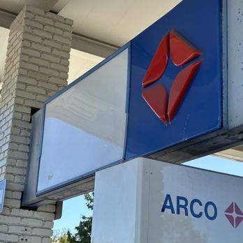 ARCO - Recognizable logo - Gas Stations Near Me - Napa, California