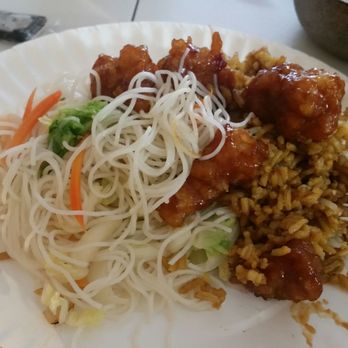 China House - Shrimp Fried Rice, Shanghai Noodles, and General Tso's Chicken. - Chinese Near Me - Detroit, Michigan China House - Shrimp Fried Rice, Shanghai Noodles, and General Tso's Chicken. - Chinese Near Me - Detroit, Michigan