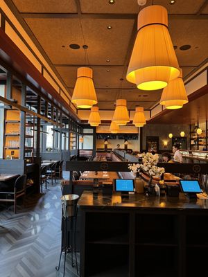 Blue Ribbon Sushi & Steak by null