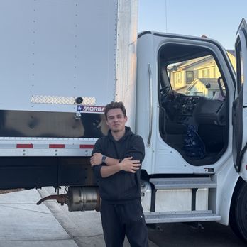 Royal Moving & Storage - Vlad, the lead! Sadi and Nail were amazing too ! - Movers Near Me - San Francisco, California Royal Moving & Storage - Vlad, the lead! Sadi and Nail were amazing too ! - Movers Near Me - San Francisco, California