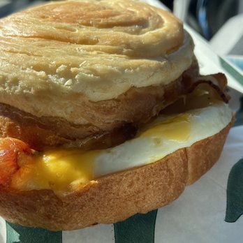 Starbucks - Coffee & Tea Near Me - Greensboro, North Carolina Starbucks - Coffee & Tea Near Me - Greensboro, North Carolina