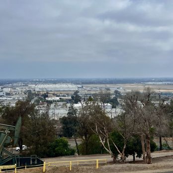 Hilltop Park - Parks Near Me - Signal Hill, California Hilltop Park - Parks Near Me - Signal Hill, California