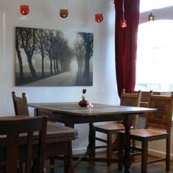 Alibis Wine Bar & Restaurant