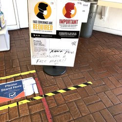 United States Post Office - Don't have a mask? don't enter!