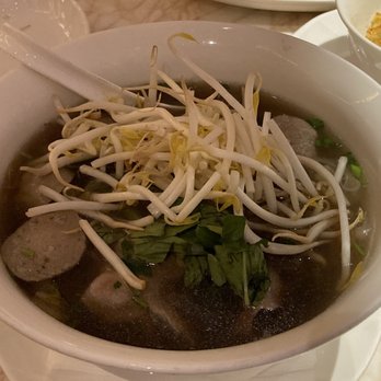 Red 8 - Pho - Dim Sum Near Me - Everett, Massachusetts