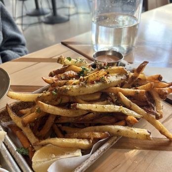 Laziz Kitchen - Zaatar Fries Full - Mediterranean Near Me - Salt Lake City, Utah Laziz Kitchen - Zaatar Fries Full - Mediterranean Near Me - Salt Lake City, Utah