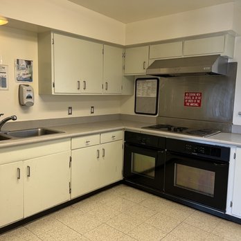 Fremont Community Center - The kitchen available for use during your rental - Community Centers Near Me - Fremont, California