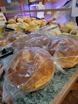 Caledonia Bakery & Pastry by null