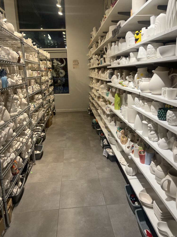 LE CÉRAMIC CAFÉ Updated September 2024 3591 Boulevard SaintJean