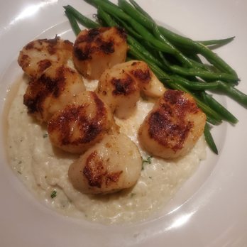 Seasons 52 - Scallops - New American Near Me - Oak Brook, Illinois Seasons 52 - Scallops - New American Near Me - Oak Brook, Illinois