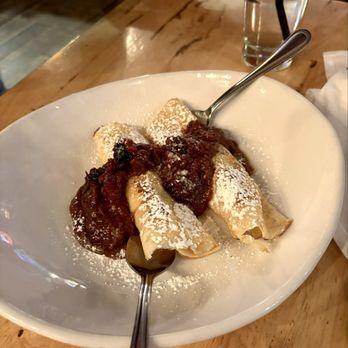 Ché O'Bryonville - Crepes - Tapas Bars Near Me - Cincinnati, Ohio Ché O'Bryonville - Crepes - Tapas Bars Near Me - Cincinnati, Ohio