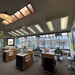 Alderwood Children's Dentistry - Our open bay chairs.