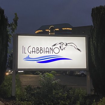 IL Gabbiano - Entrance - Italian Near Me - New Haven, Connecticut