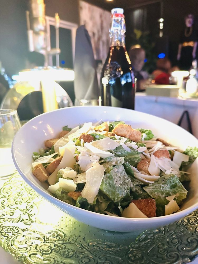 Food from Maxine’s