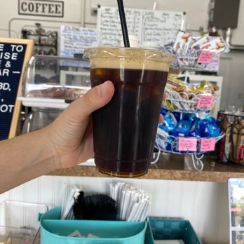 Paradise Coffee - Cold brew/ W vanilla pump - Coffee & Tea Near Me - Riviera Beach, Florida