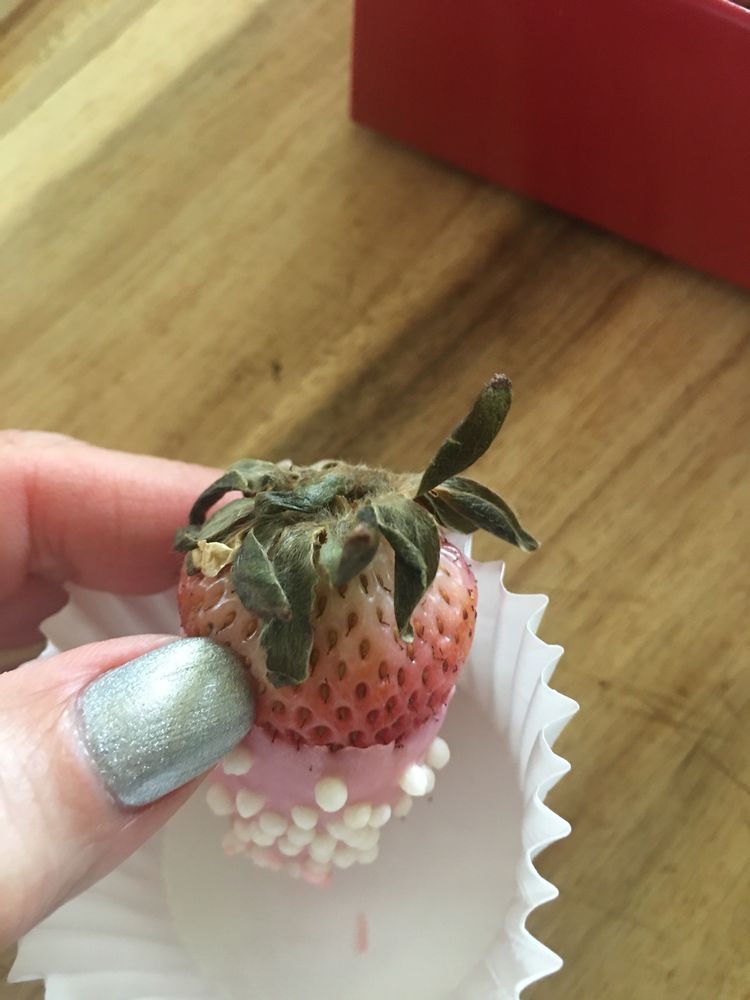 EDIBLE ARRANGEMENTS Updated September 2024 15 Photos & 33 Reviews