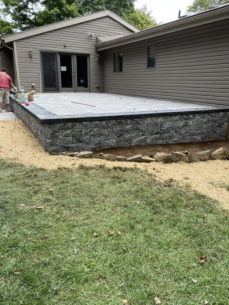 Slide of Lavariega Construccion