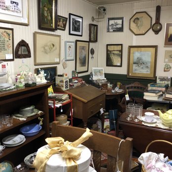 Holliston Antiques - You might need to roam the packed place twice just to catch what you missed. - Antiques Near Me - Holliston, Massachusetts Holliston Antiques - You might need to roam the packed place twice just to catch what you missed. - Antiques Near Me - Holliston, Massachusetts