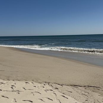 Quogue Village Beach - March 2026 - Beaches Near Me - Quogue, New York Quogue Village Beach - March 2026 - Beaches Near Me - Quogue, New York