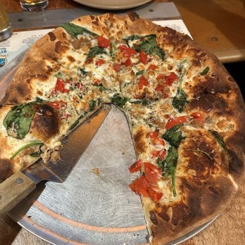 Kona Brewing - Kohala pizza - Brewpubs Near Me - Kailua-Kona, Hawaii