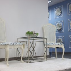 Uptown Laser Hair Removal - Waiting area.