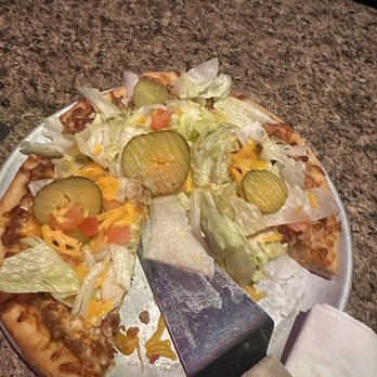 Isles Pub & Pizza - Cheeseburger pizza, first time and it won't be the last! So amazing. Get it with pepperchinis!! - Pizza Near Me - Lincoln, Nebraska