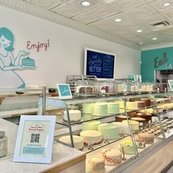 SusieCakes - Fort Worth - Cakes