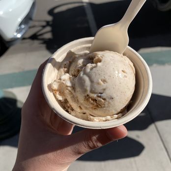Chill Salida - Oatmeal cookie - Ice Cream & Frozen Yogurt Near Me - Salida, Colorado