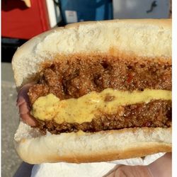 Maggie's Hot Dog Truck - Chili and Mustard Dog