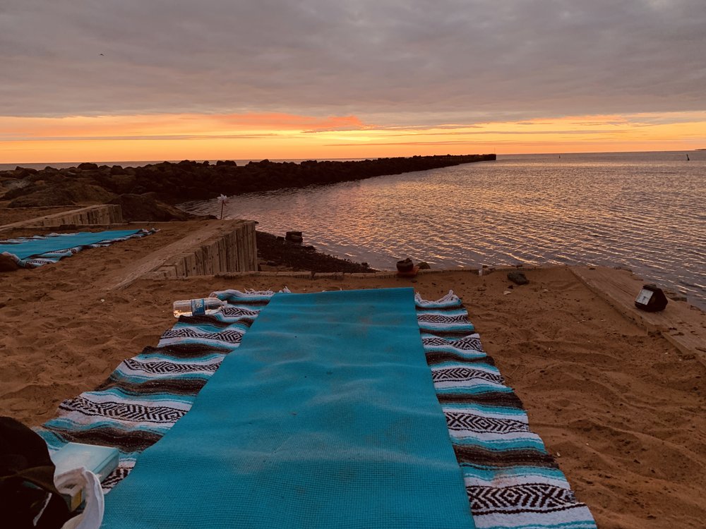 Light Living with Leone