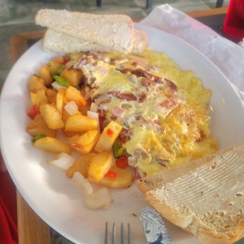 7 Mile Grill - 7 Mile Omelet - Seafood Near Me - Marathon, Florida