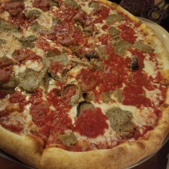 Anthony's Pizza - Pizza Near Me - DeLand, Florida